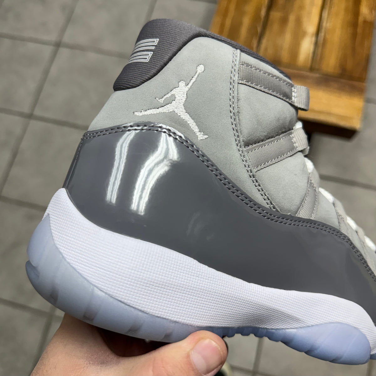 Jordan 11 Cool Grey (Worn)