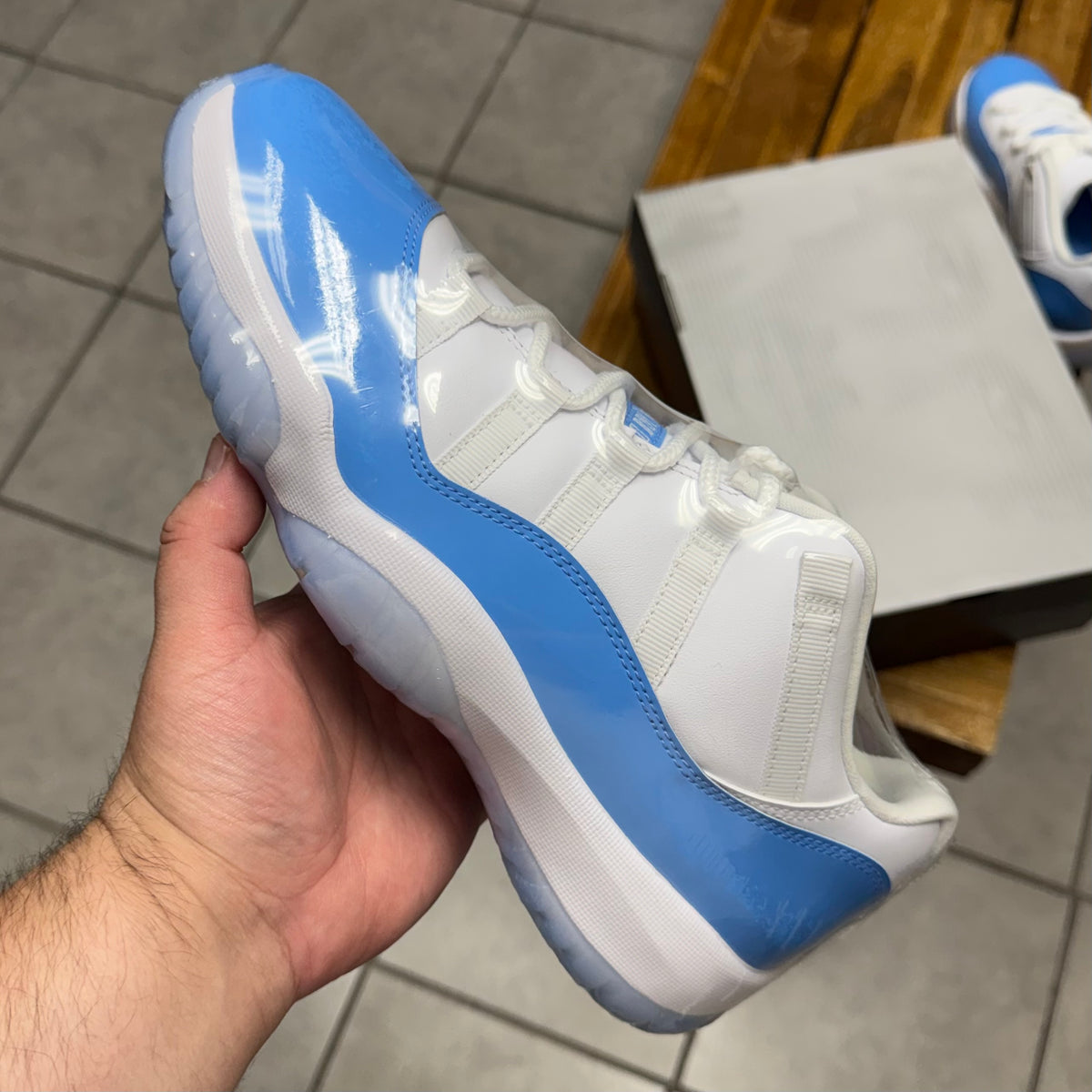 Jordan 11 Low UNC 2026
