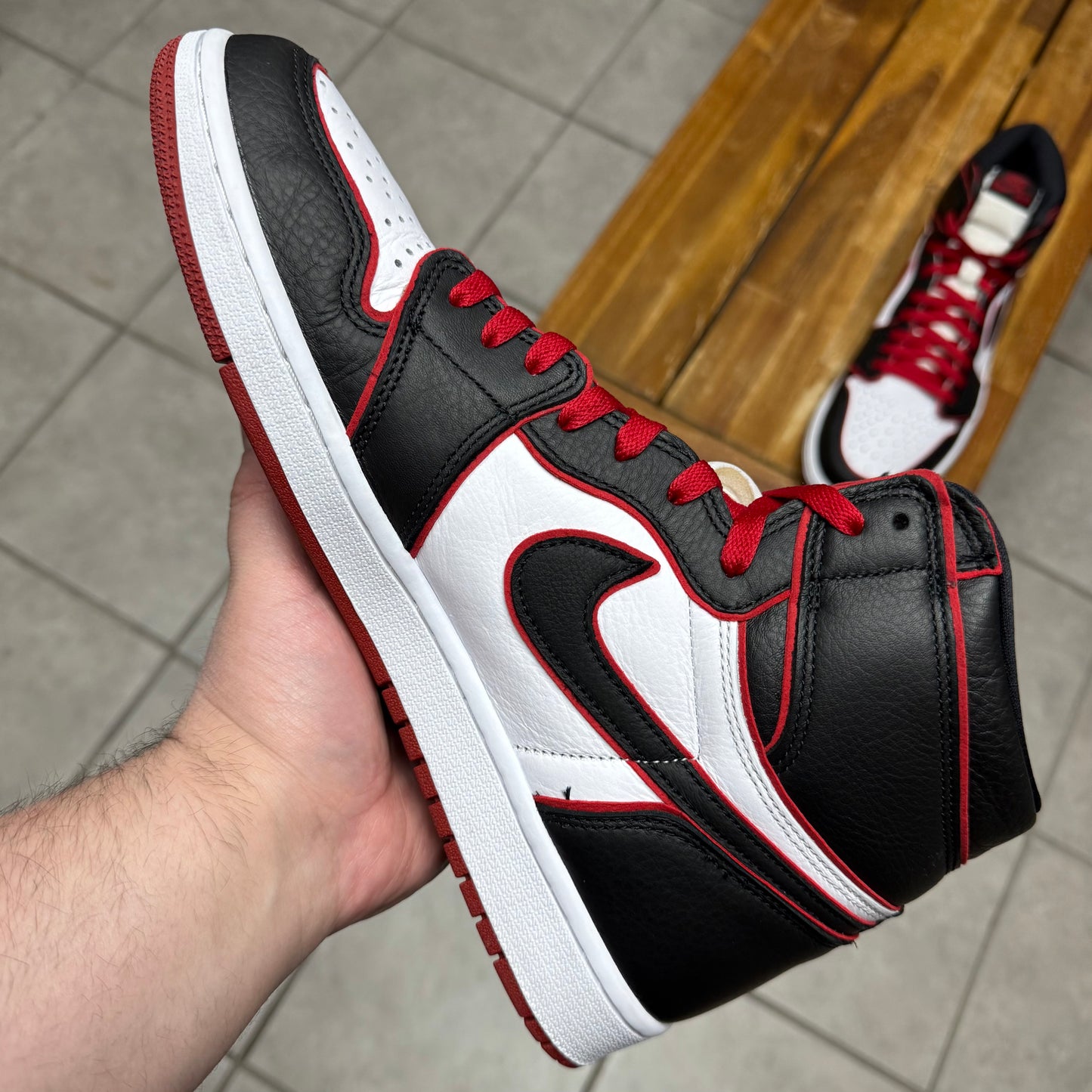 Jordan 1 High Bloodline (Worn)