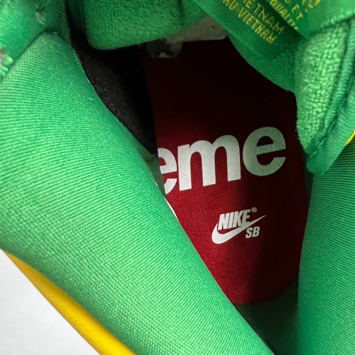 SB Dunk High x Supreme By Any Means Brazil