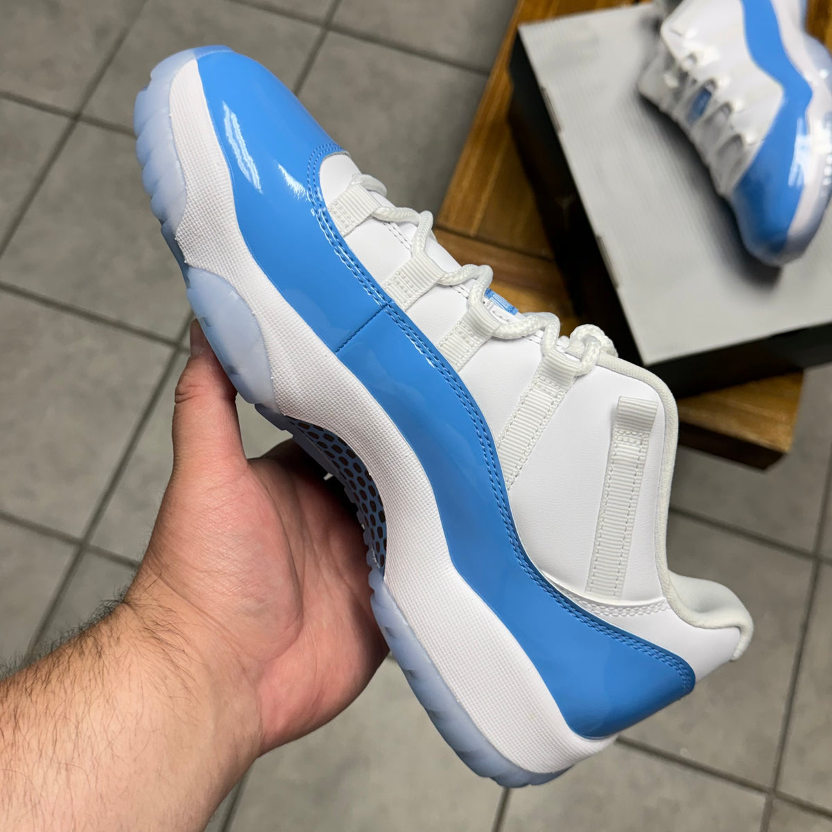 Jordan 11 Low UNC 2026