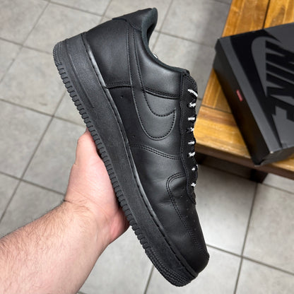 Air Force 1 Low x Supreme Black (Worn)