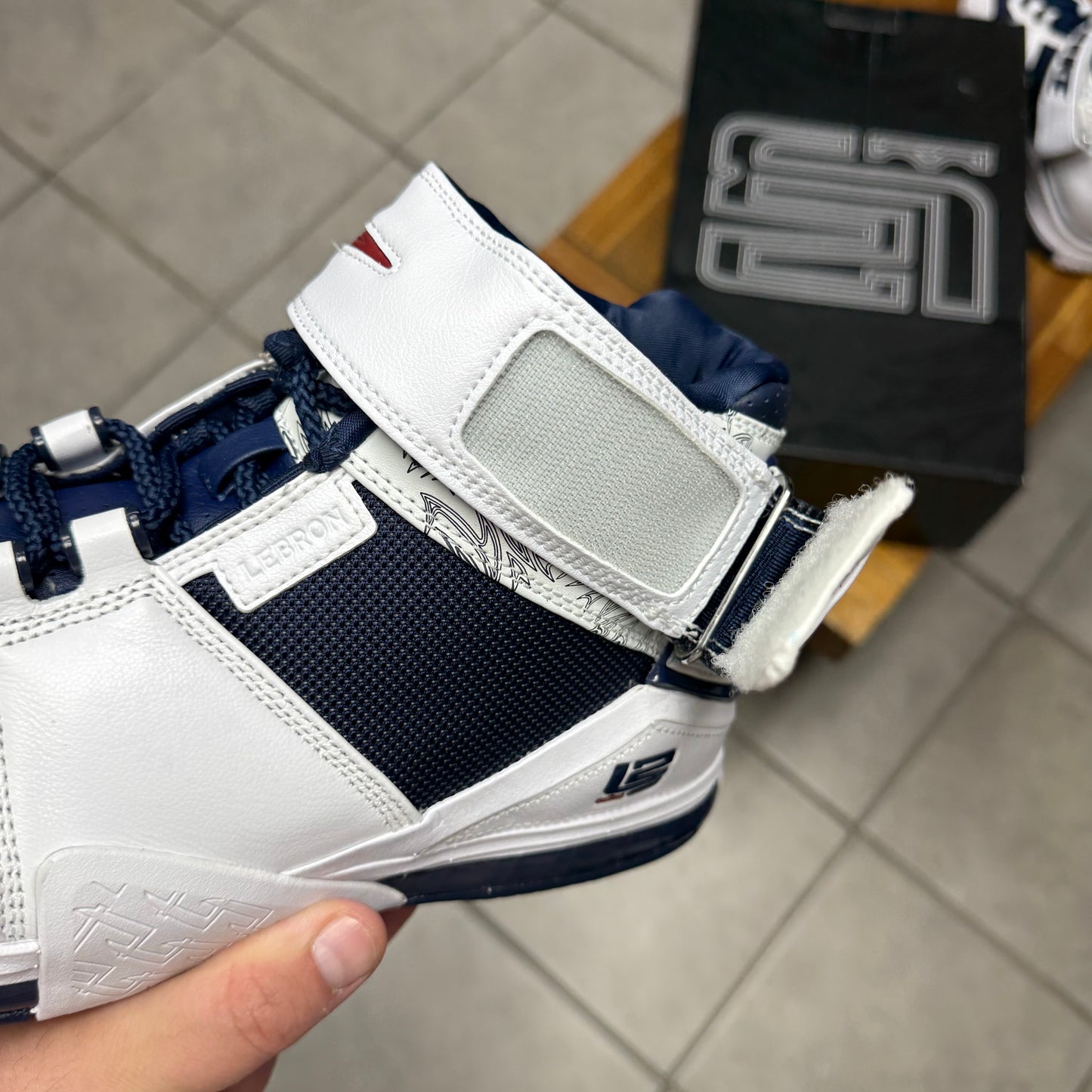 Nike Zoom LeBron 2 USA (Worn)