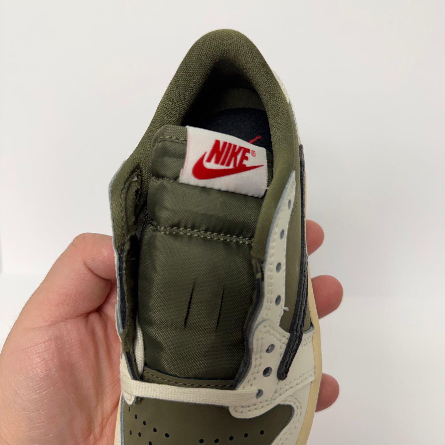 Jordan 1 Low OG x Travis Scott ‘Medium Olive’