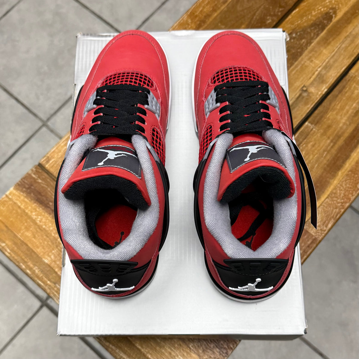 Jordan 4 Toro Bravo 2026