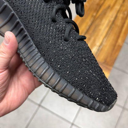 Yeezy 350 V2 Oreo (Worn)