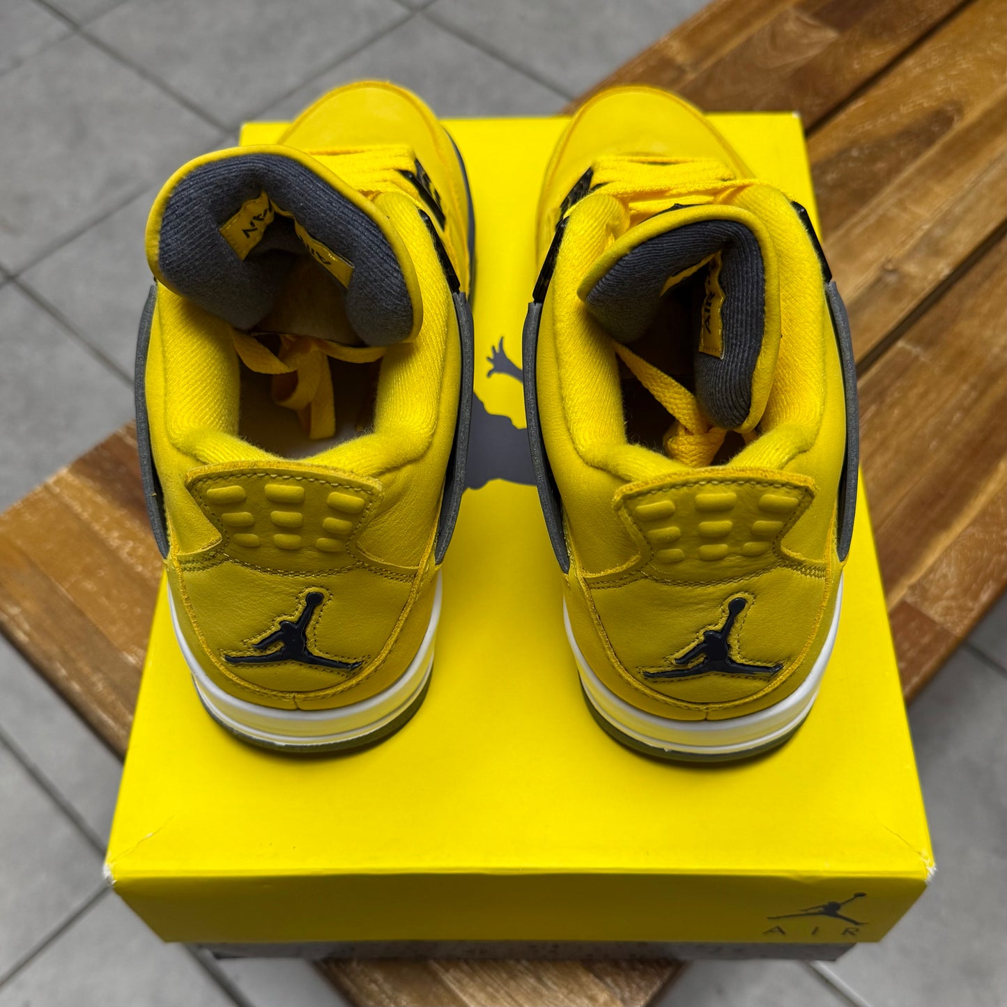 Jordan 4 Lightning (Worn)