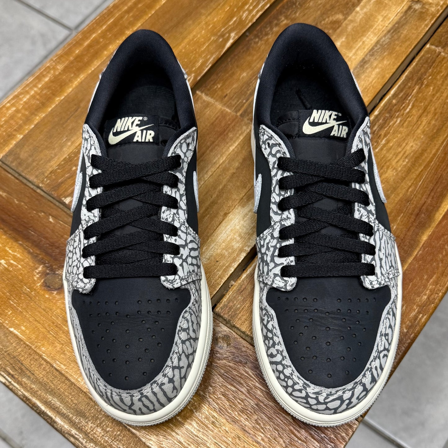 Jordan 1 Low OG Black Cement (Worn)