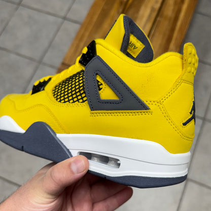 Jordan 4 Lightning (Worn)