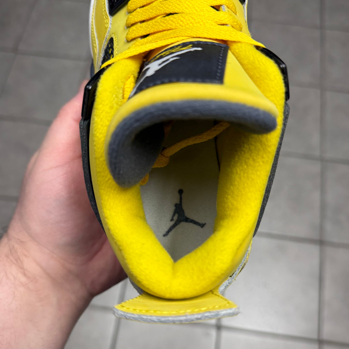 Jordan 4 Lightning 2021 (Worn)