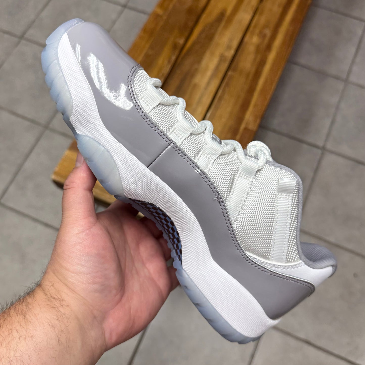 Jordan 11 Low Cement Grey