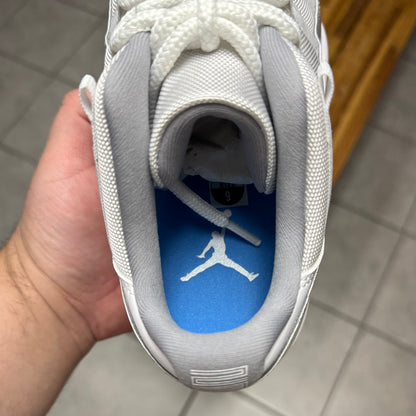 Jordan 11 Low Cement Grey