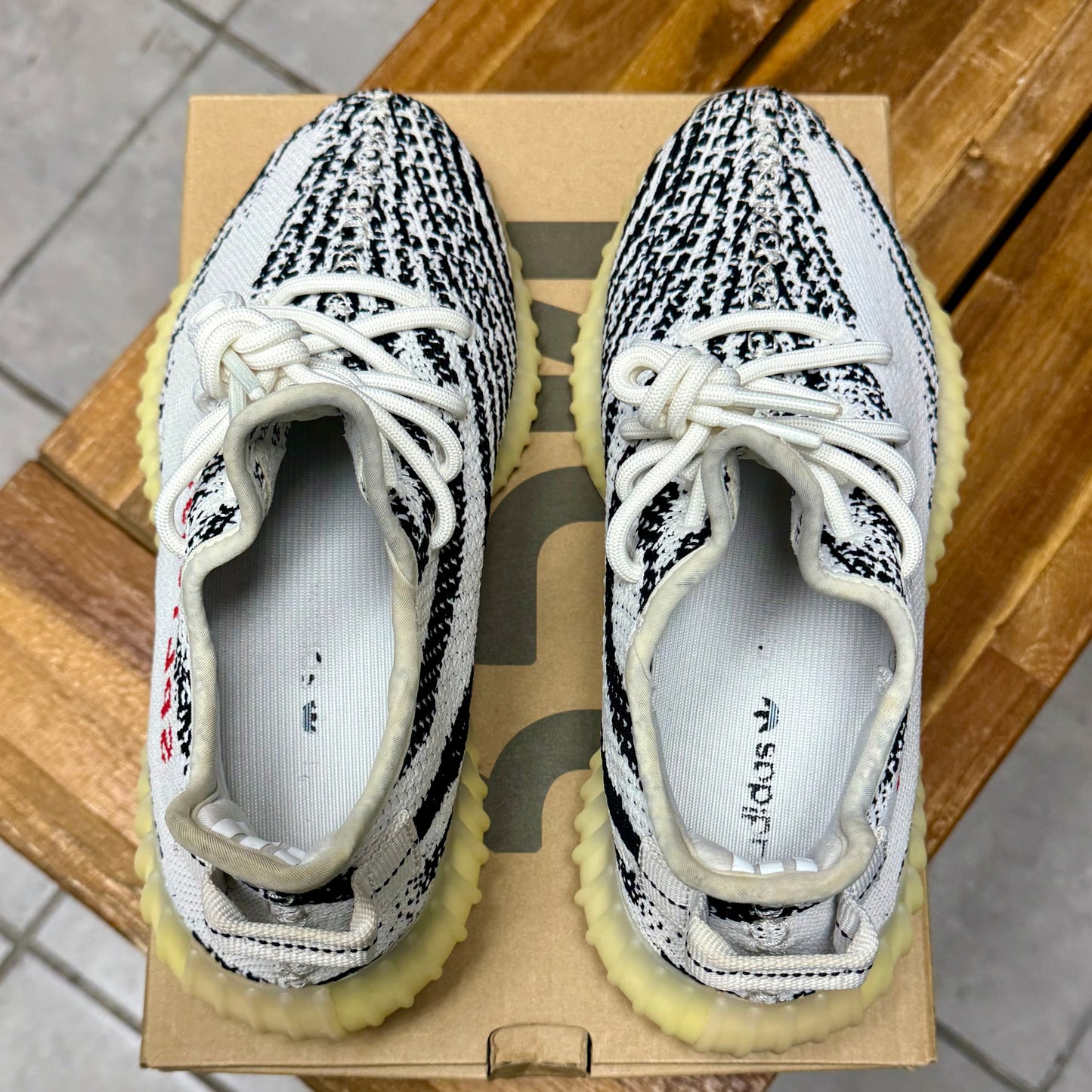 Yeezy 350 V2 Zebra (Worn)