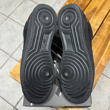 Air Force 1 Low x Supreme Black (Worn)