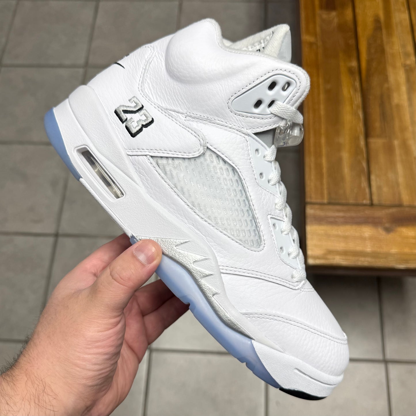 Jordan 5 White Metallic 2026 (Worn)