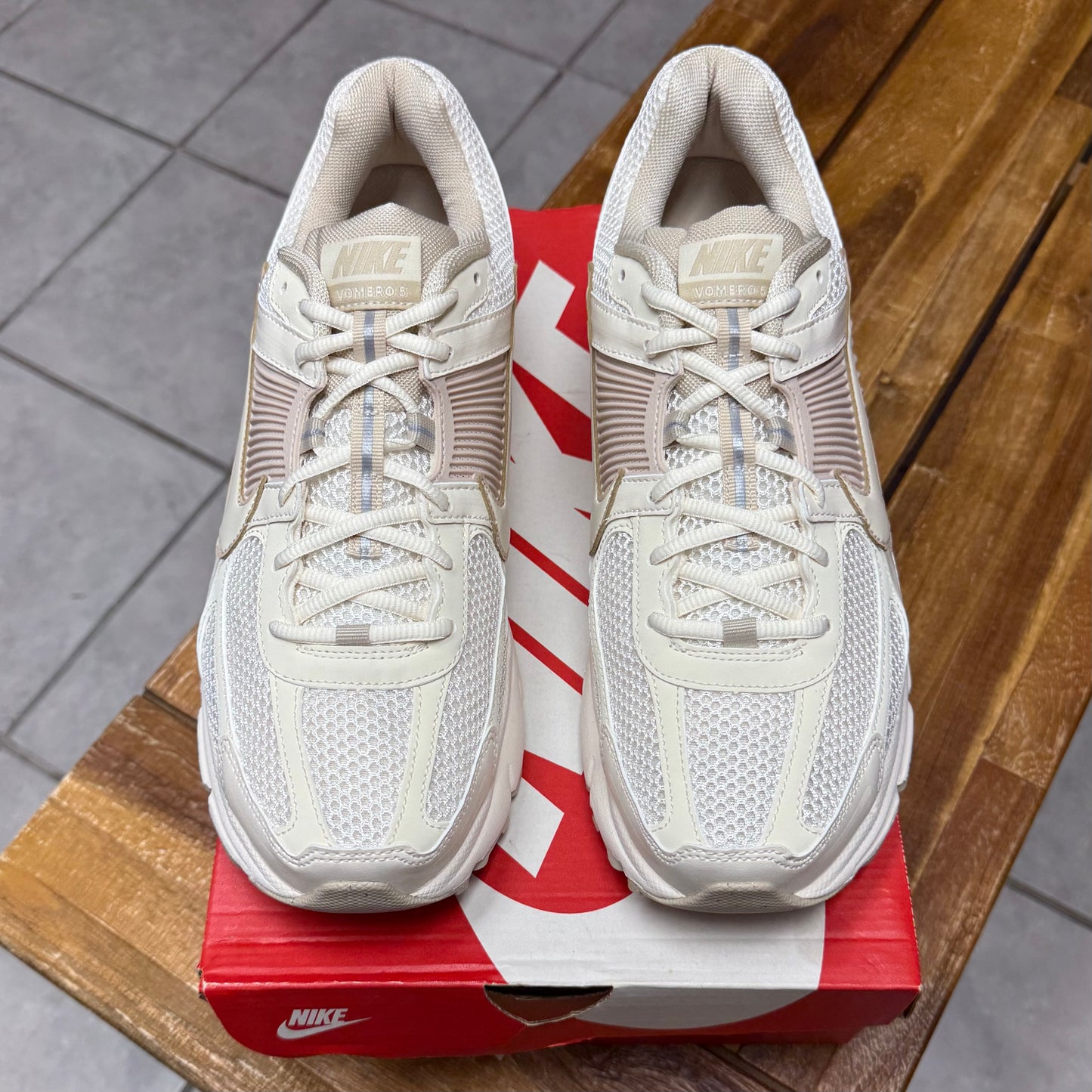 Air Zoom Vomero 5 ‘Pale Ivory Sanddrift’