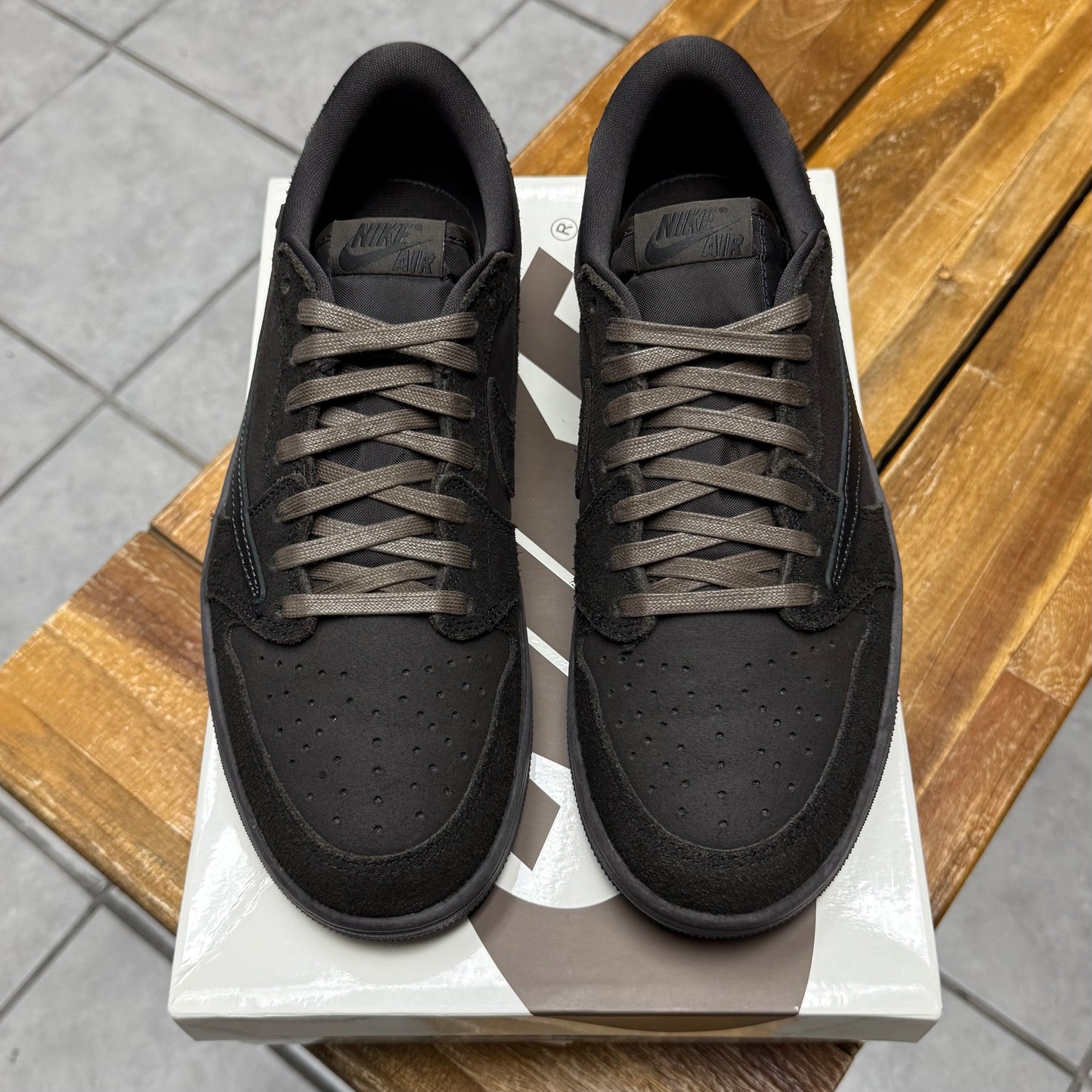 Jordan 1 Low x Travis Scott Velvet Brown (Worn)