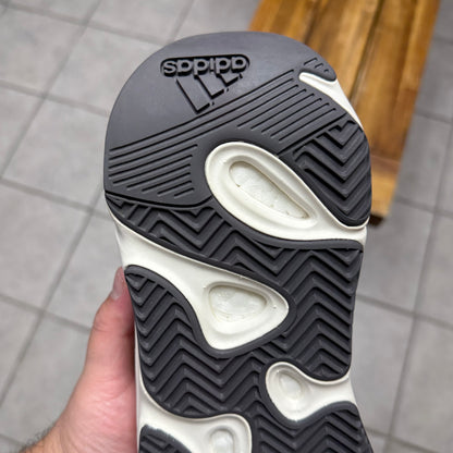 Yeezy 700 V2 Cream (Worn)