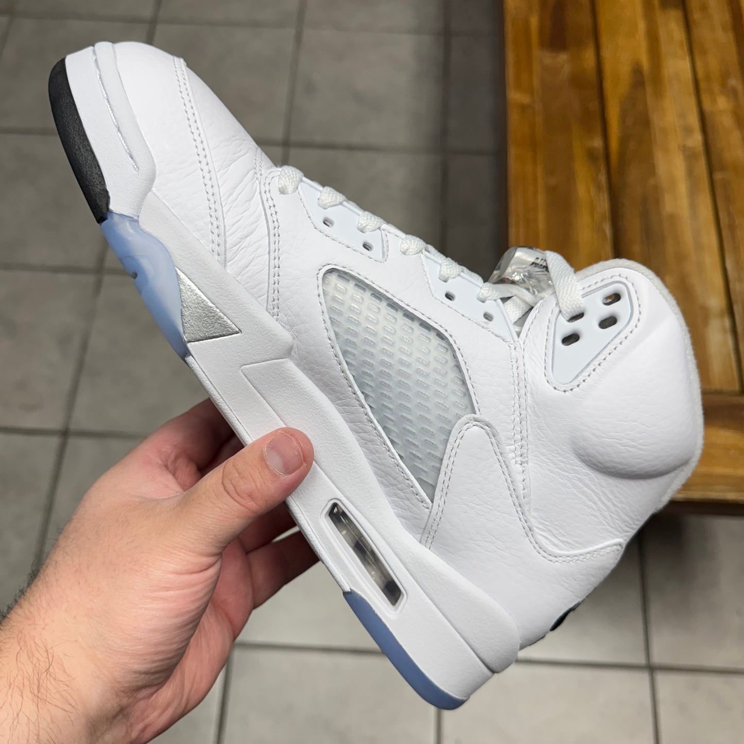 Jordan 5 White Metallic 2026 (Worn)