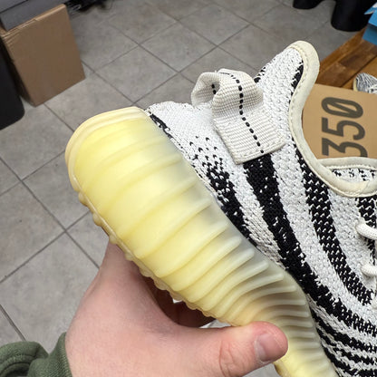 Yeezy 350 V2 Zebra (Worn)