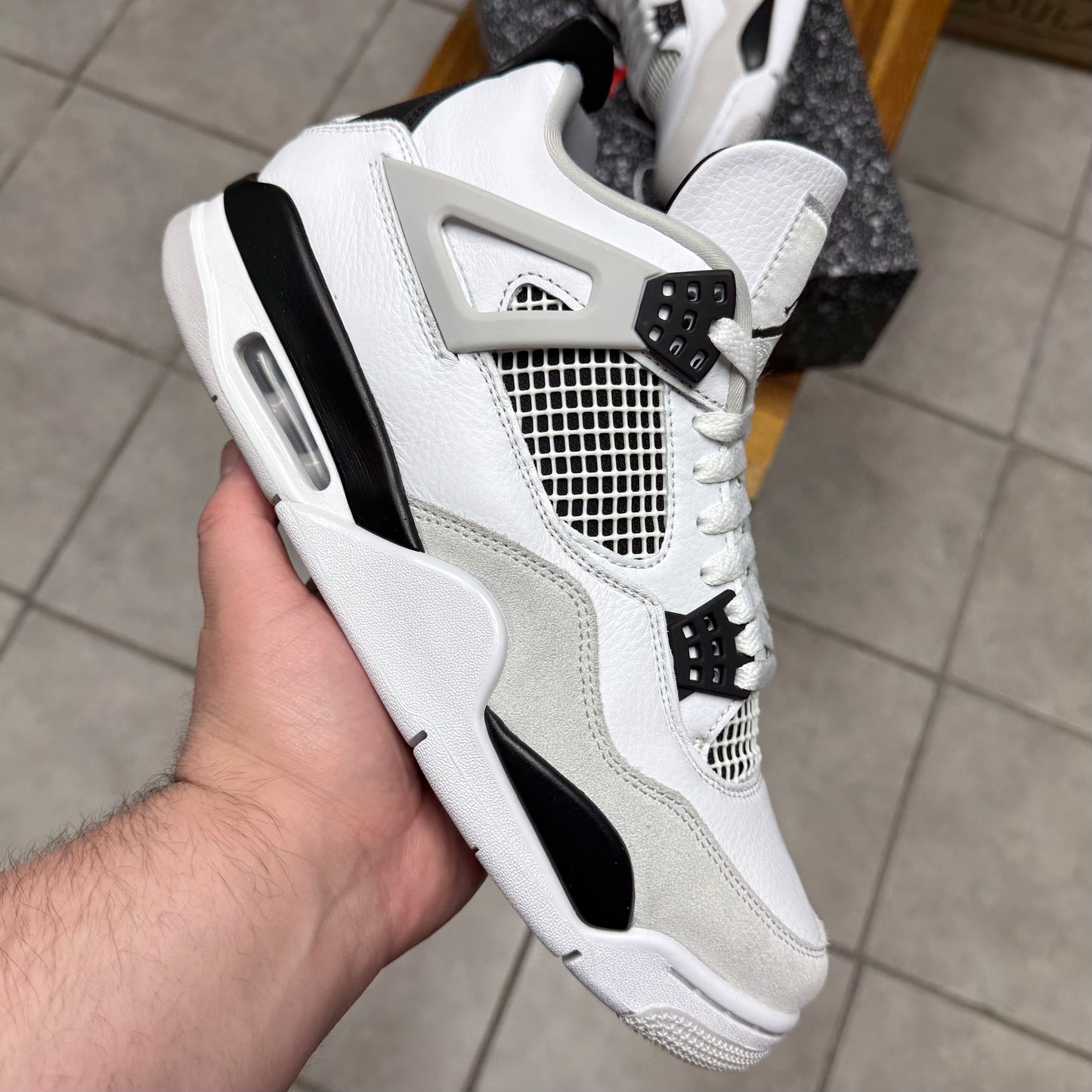Jordan 4 Military Black (Worn)