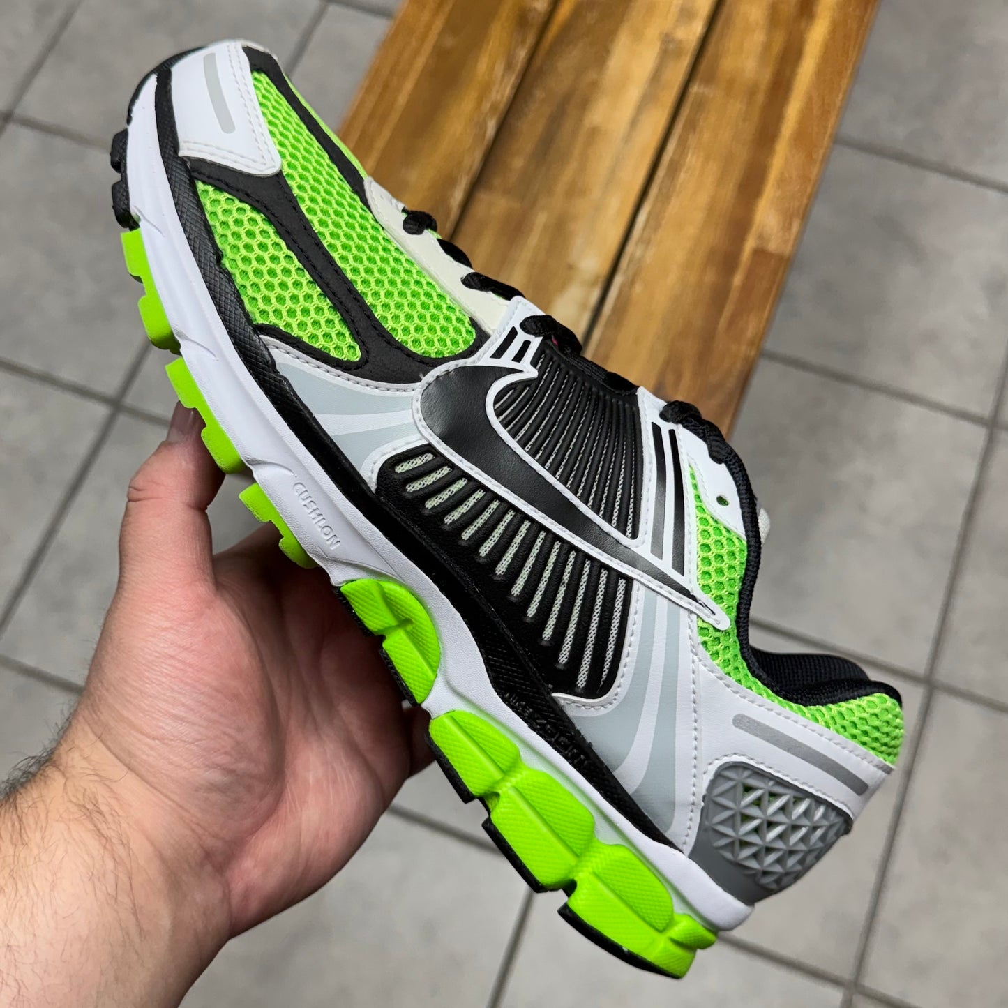 Air Zoom Vomero 5 Electric Green (Worn)