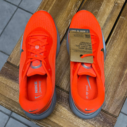 Nike Journey Run Premium Hyper Crimson
