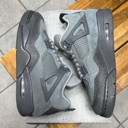 Jordan 4 Wet Cement (Worn)
