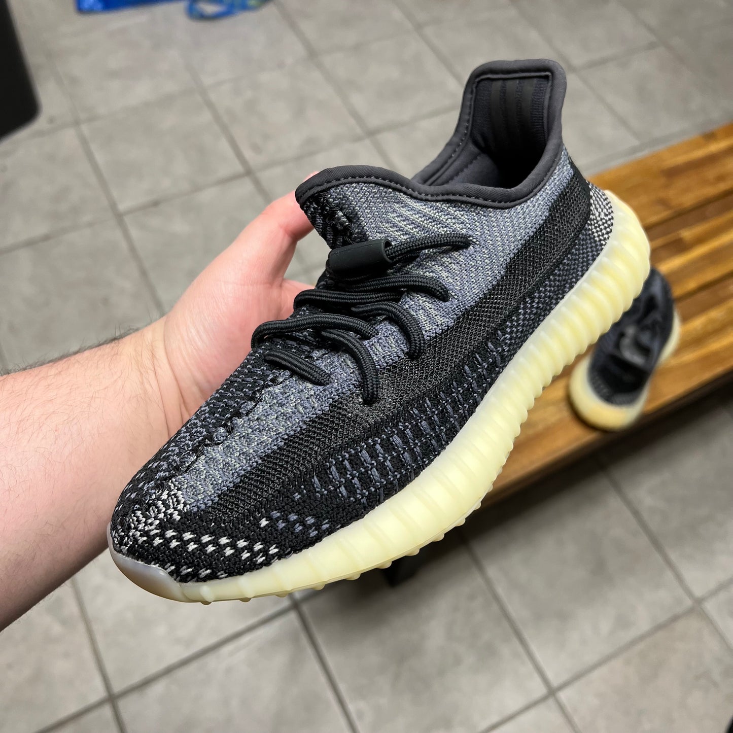 Yeezy 350 V2 Carbon