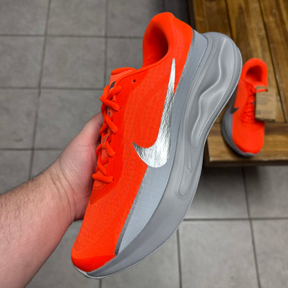Nike Journey Run Premium Hyper Crimson