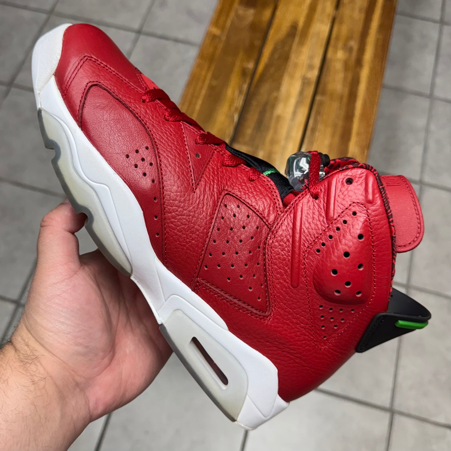 Jordan 6 History of Jordan (Worn)