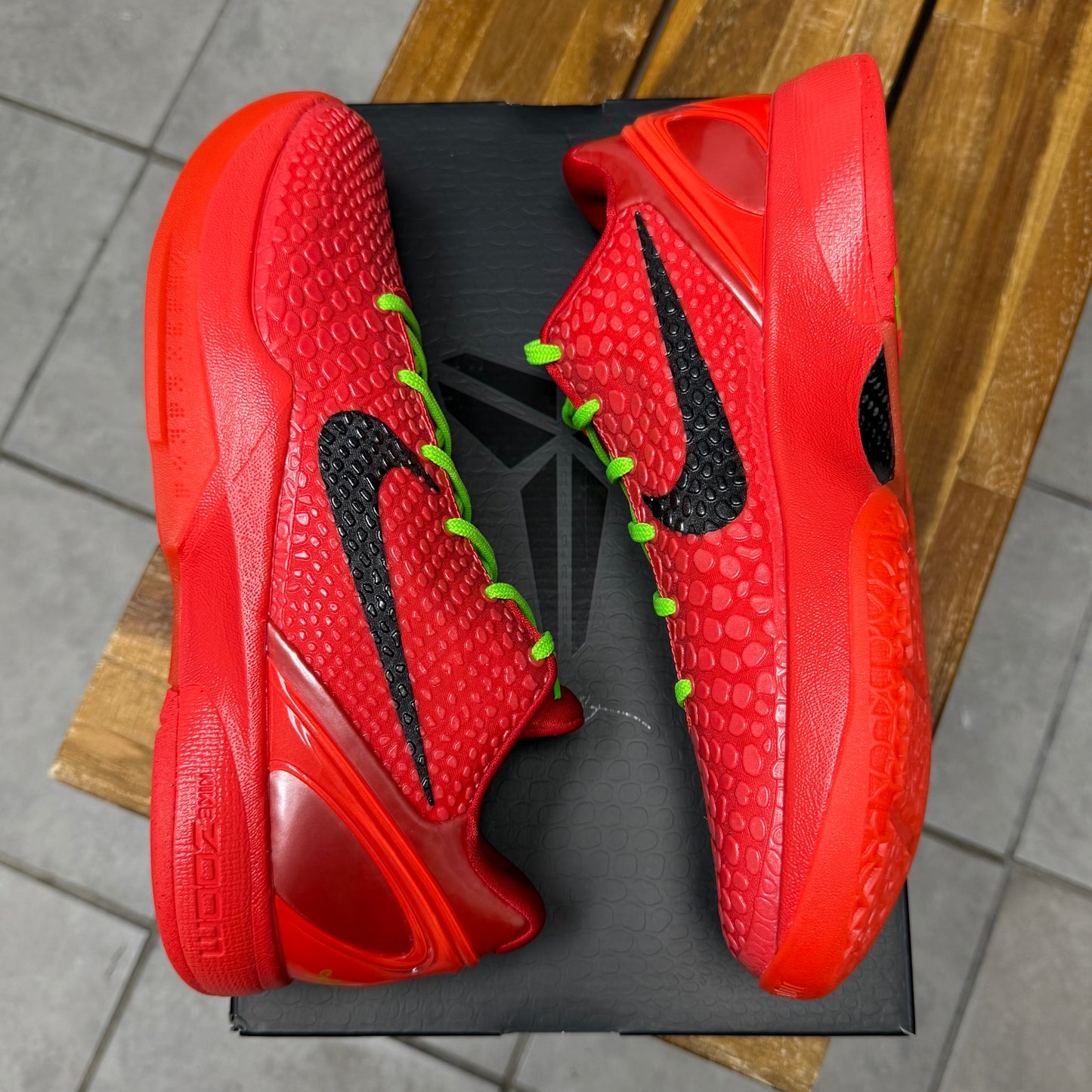 Kobe 6 Protro Reverse Grinch