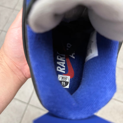 Jordan 4 Rare Air - White Lettering