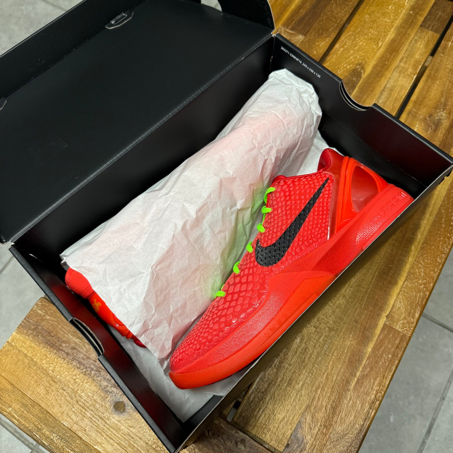 Kobe 6 Protro Reverse Grinch