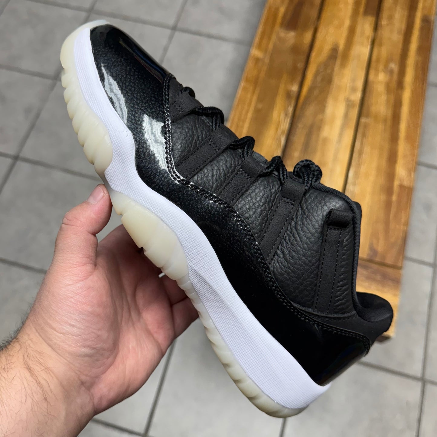 Jordan 11 Low ‘72-10’ (Worn)