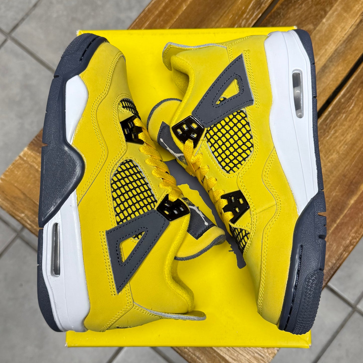 Jordan 4 Lightning 2021 (Worn)