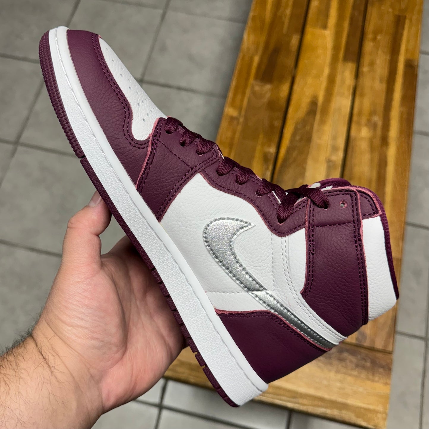 Jordan 1 High OG Bordeaux (Worn)