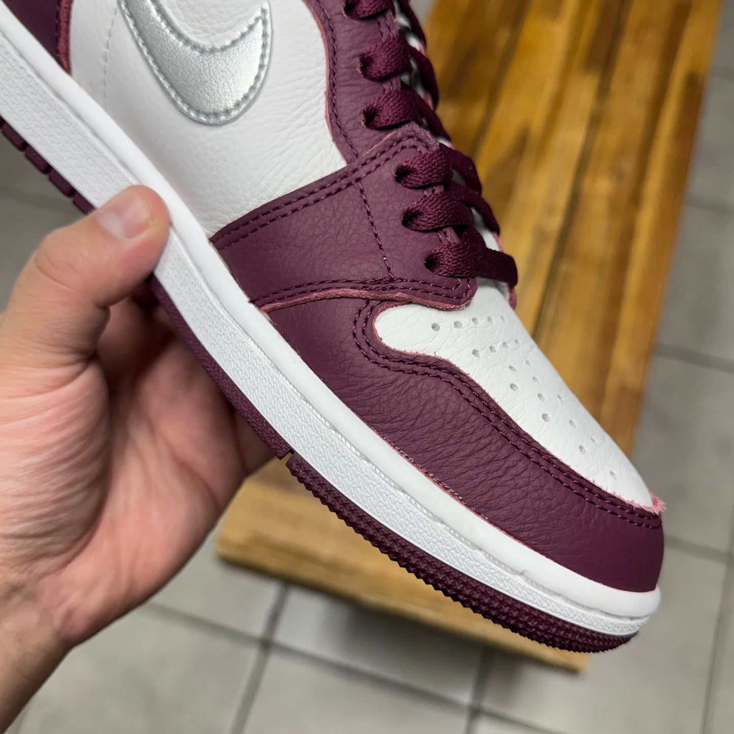 Jordan 1 High OG Bordeaux (Worn)